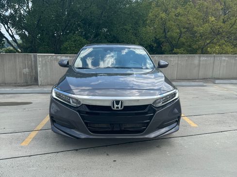 Used 2018 Honda Accord LX image 2