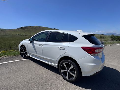 Used 2017 Subaru Impreza 2.0i Sport AWD/4WD image 2