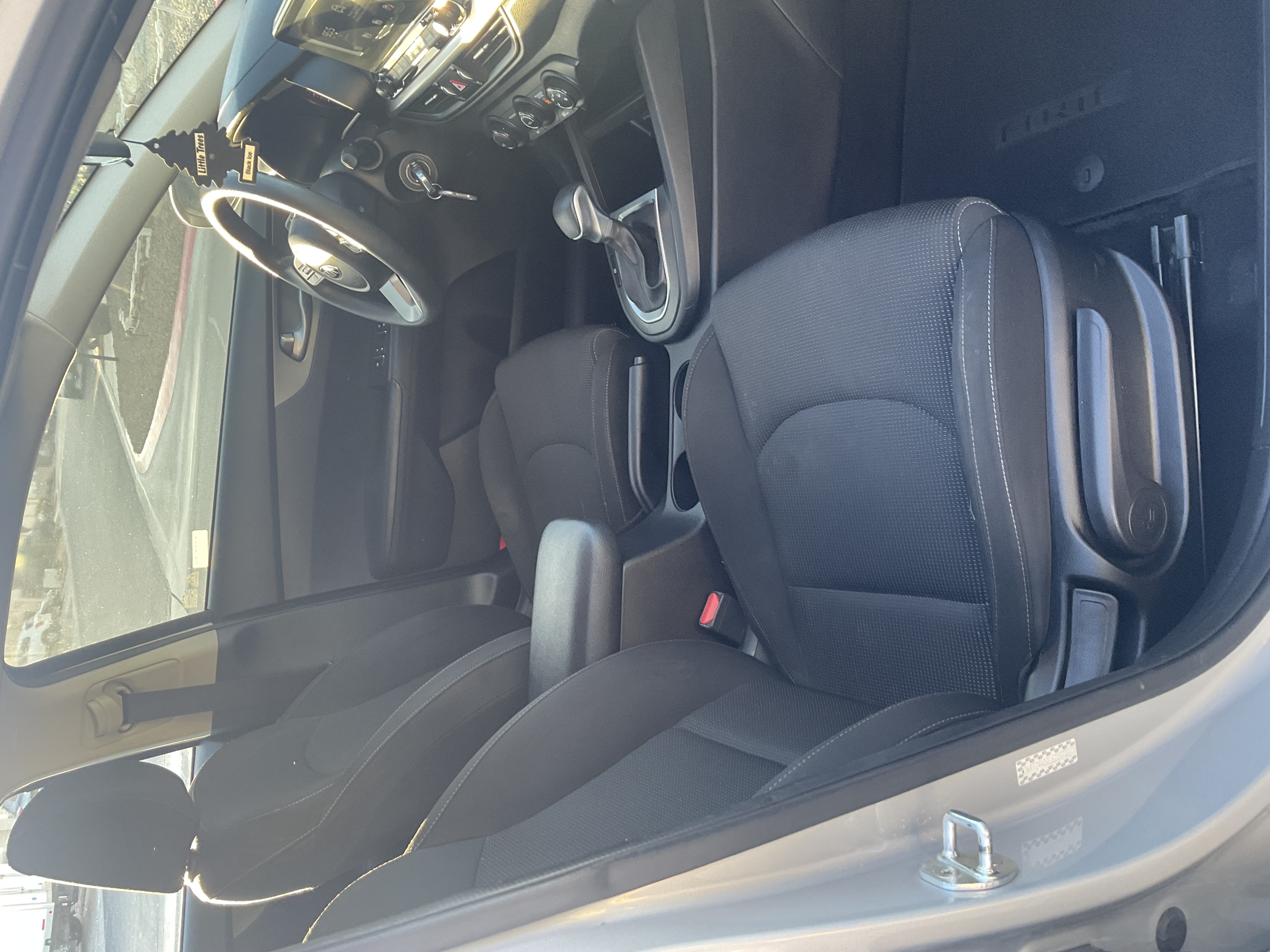 Used 2020 Kia Forte LXS FWD image 14