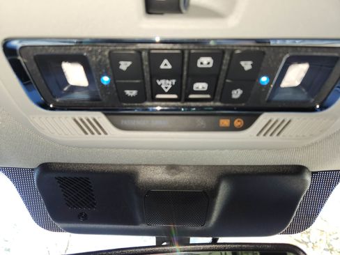 Used 2023 Ford F350 Lariat w/ Lariat Ultimate Package image 17