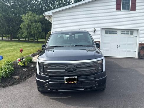 Used 2022 Ford F150 Lightning Lariat w/ Equipment Group 511A High AWD/4WD image 2