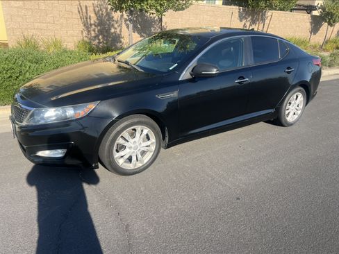 Used 2012 Kia Optima LX FWD image 9