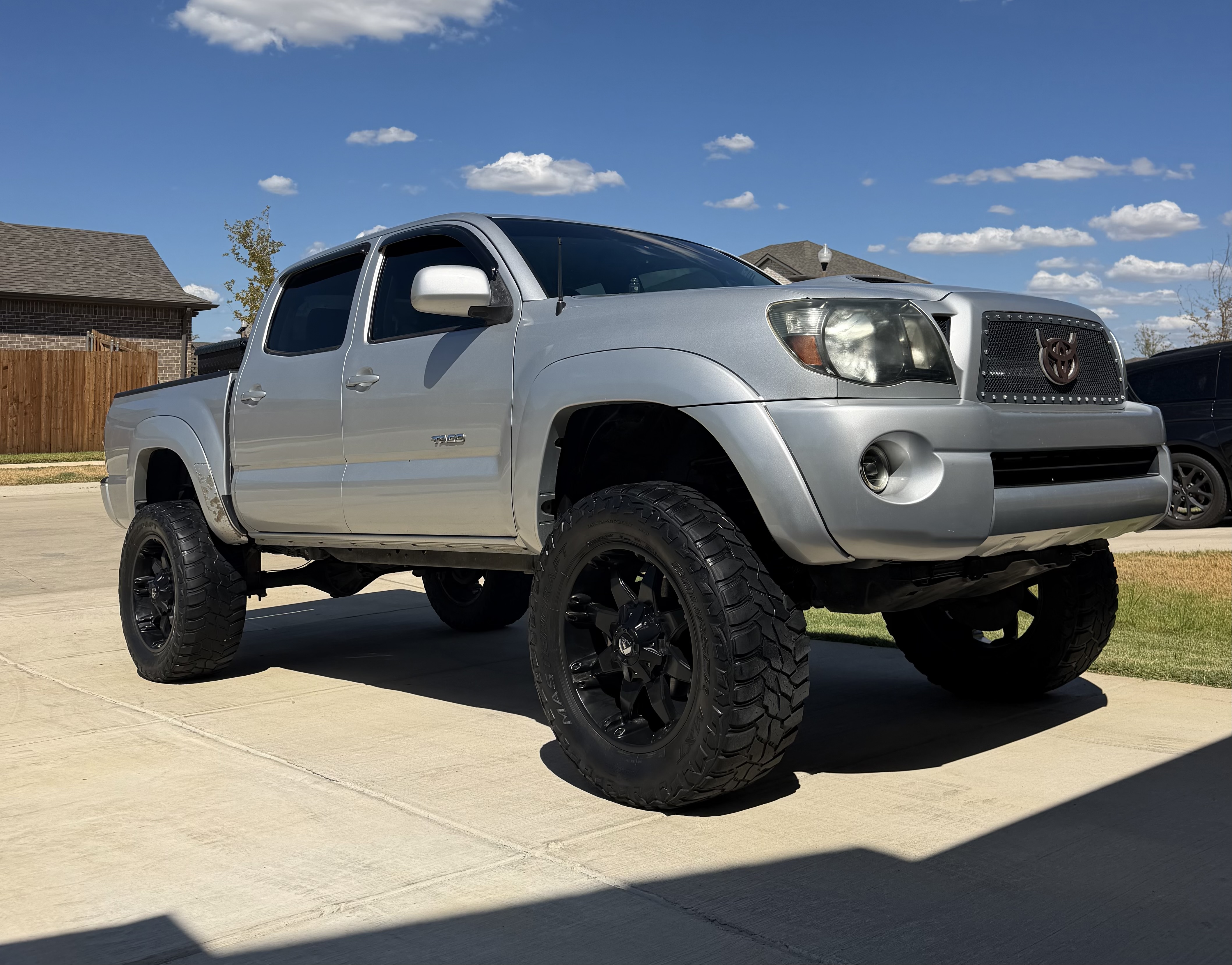 Used 2010 Toyota Tacoma PreRunner w/ TRD Sport Pkg RWD image 8