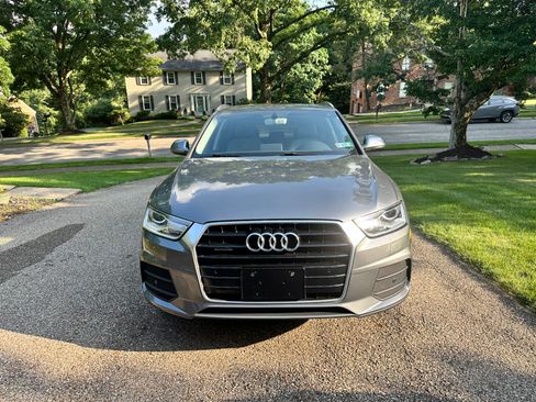 Used 2016 Audi Q3 2.0T Premium Plus w/ Technology Package AWD/4WD image 1