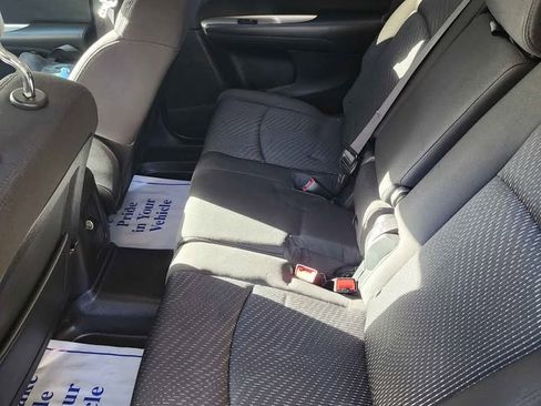 Used 2017 Dodge Journey SXT w/ Comfort/Convenience Group image 13