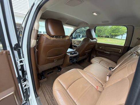 Used 2022 RAM 2500 Limited AWD/4WD image 22
