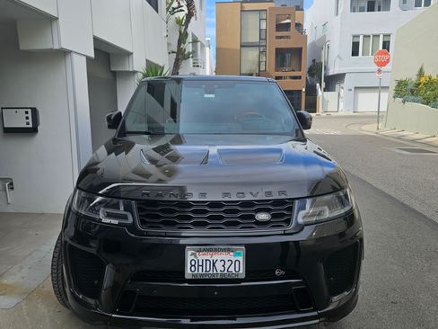 Used 2019 Land Rover Range Rover Sport SVR image 12