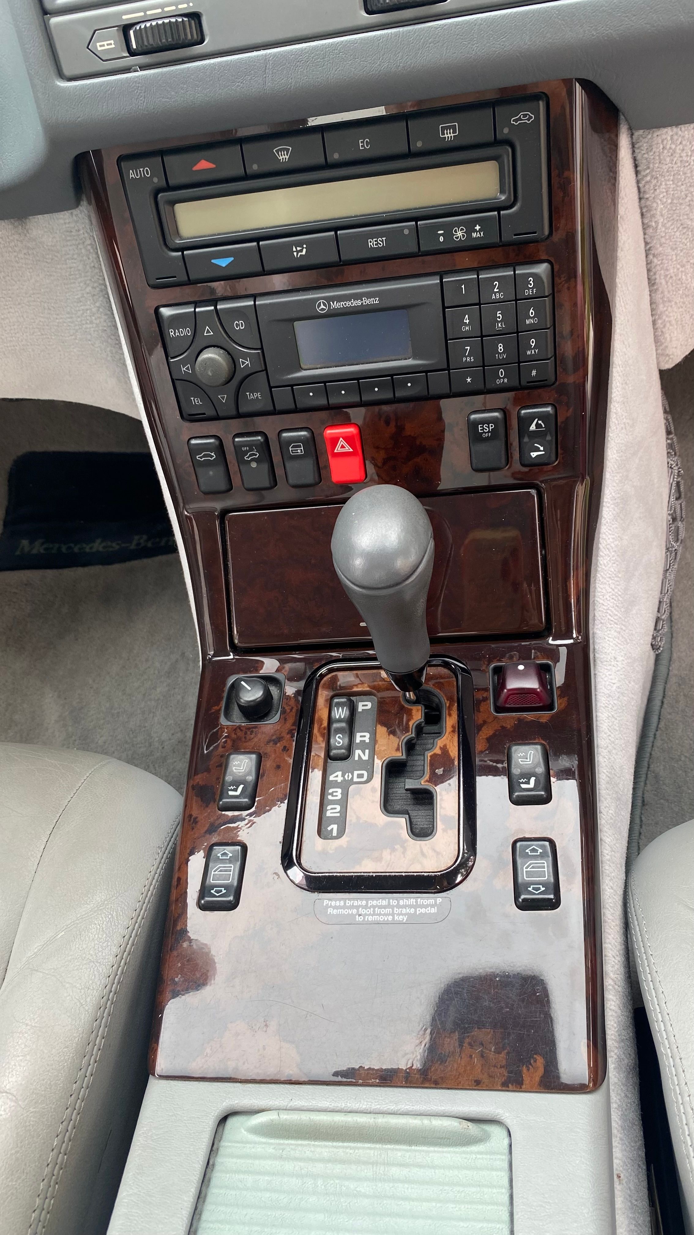 Used 2000 Mercedes-Benz SL 500 image 15