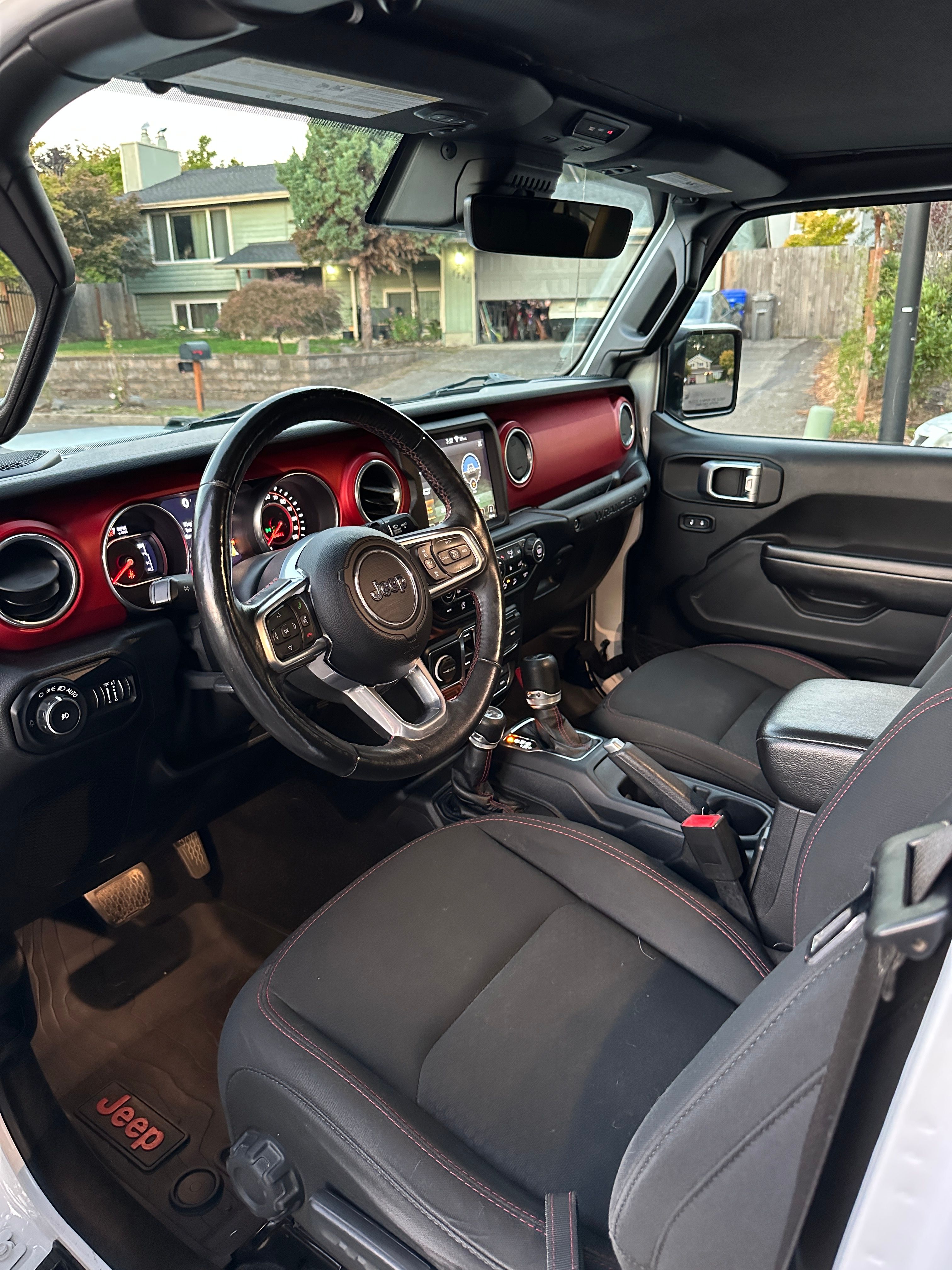 Used 2019 Jeep Wrangler Unlimited Rubicon AWD/4WD image 12