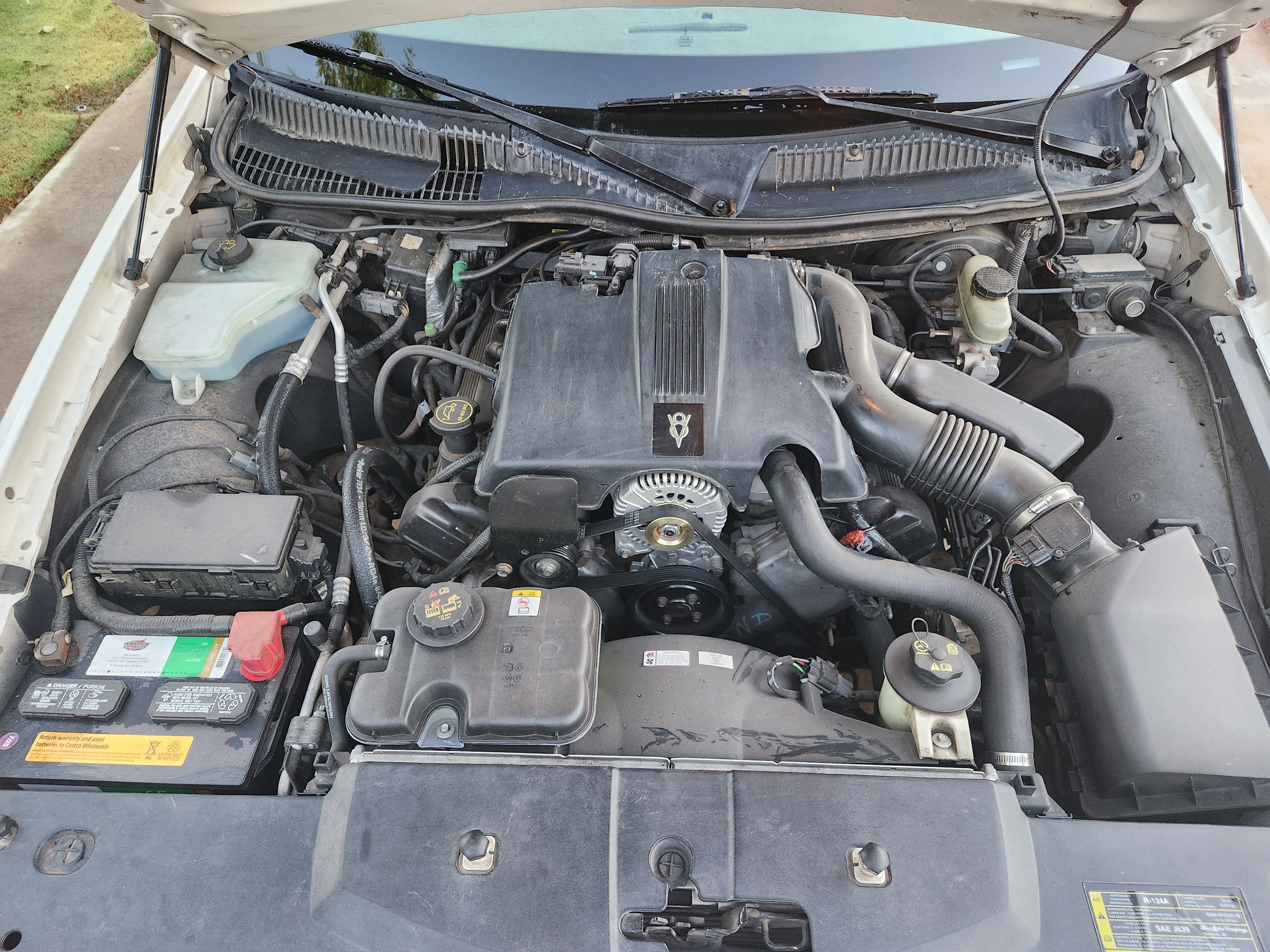 Used 2003 Lincoln Town Car Executive RWD image 22