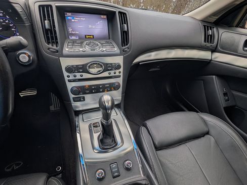 Used 2013 INFINITI G37 x Coupe w/ Premium Pkg image 13