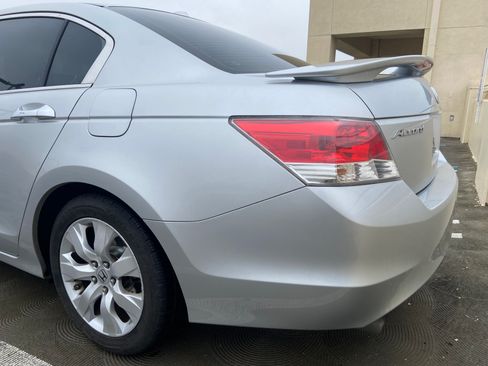 Used 2009 Honda Accord EX-L image 18