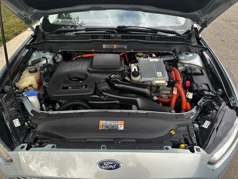 Used 2014 Ford Fusion Energi Titanium FWD image 12