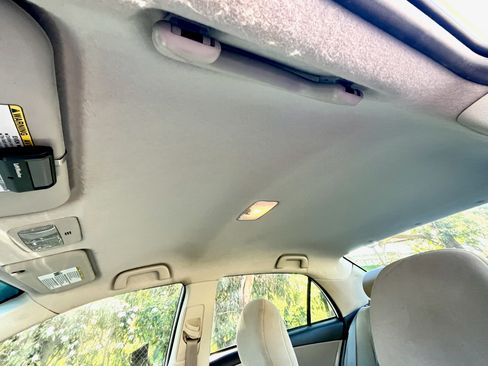Used 2012 Toyota Corolla LE FWD image 10