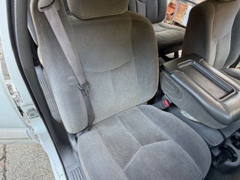 Used 2005 Chevrolet Silverado 2500 LS w/ Heavy-Duty Power Package image 20