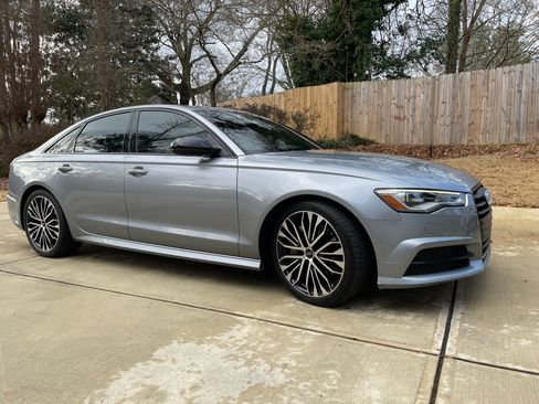Used 2018 Audi A6 2.0T Premium w/ 20" Black Optic Wheel Package image 4