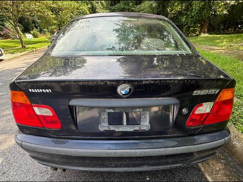 Used 2001 BMW 325xi Sedan image 5