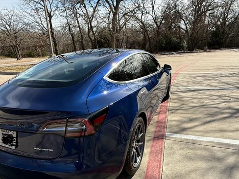 Used 2019 Tesla Model 3 Long Range image 10