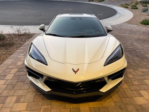 Used 2024 Chevrolet Corvette Stingray Preferred Cpe w/ Z51 Performance Package RWD image 4