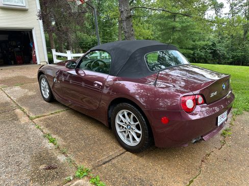 Used 2005 BMW Z4 2.5i RWD image 4