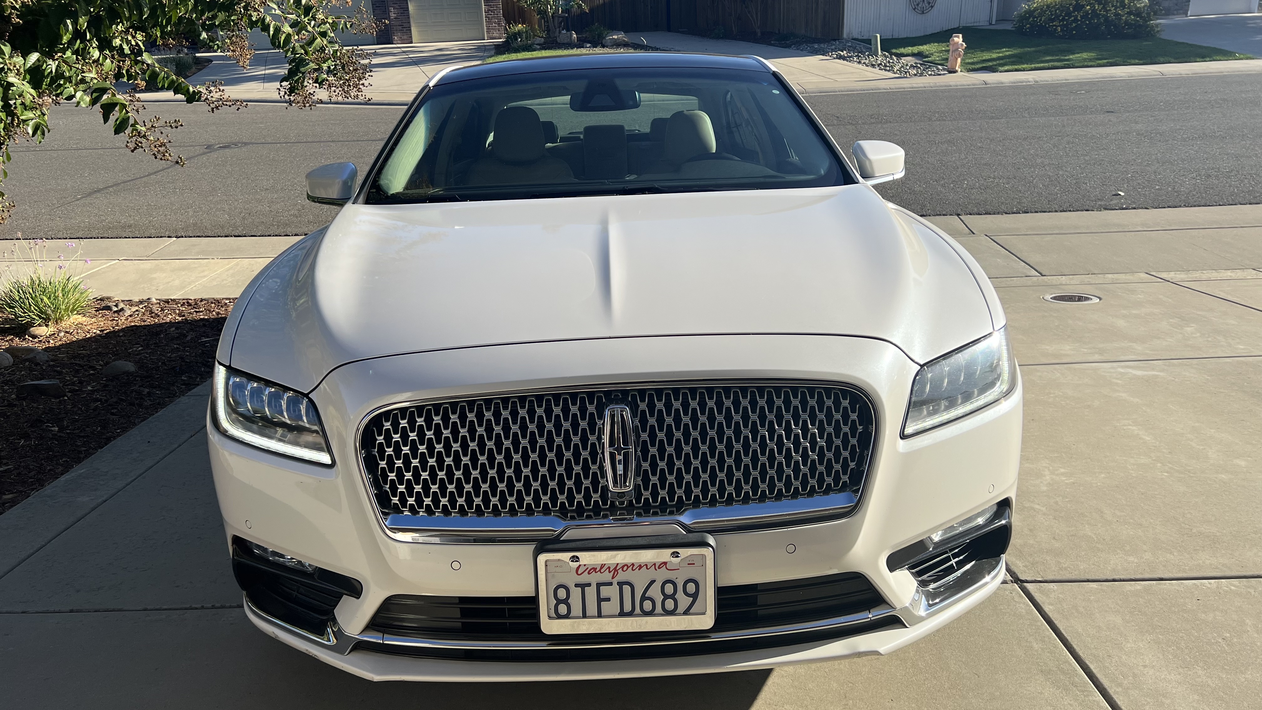 Used 2017 Lincoln Continental Reserve w/ Luxury Package AWD/4WD image 13
