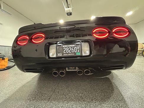 Used 2003 Chevrolet Corvette Z06 w/ Memory Package, 3 Drivers RWD image 25