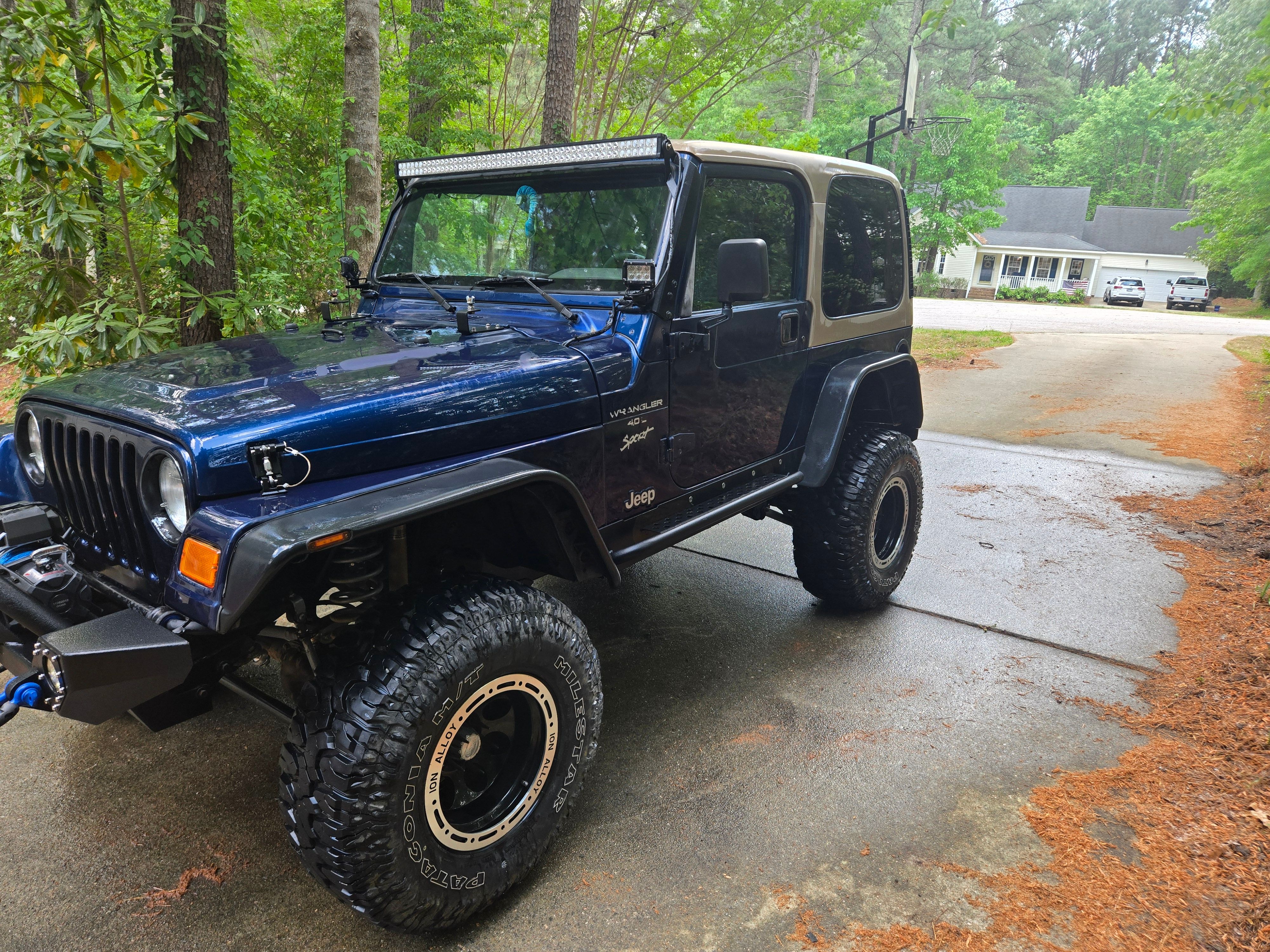 Used 2000 Jeep Wrangler Sport AWD/4WD image 11