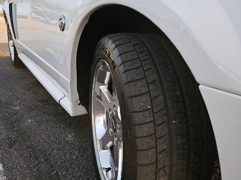 Used 2004 Ford Mustang GT Premium image 17