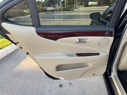 Used 2012 Lexus LS 460 L image 11