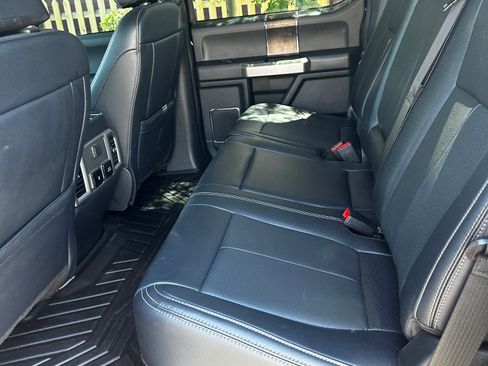 Used 2022 Ford F250 Lariat w/ Black Appearance Package AWD/4WD image 17