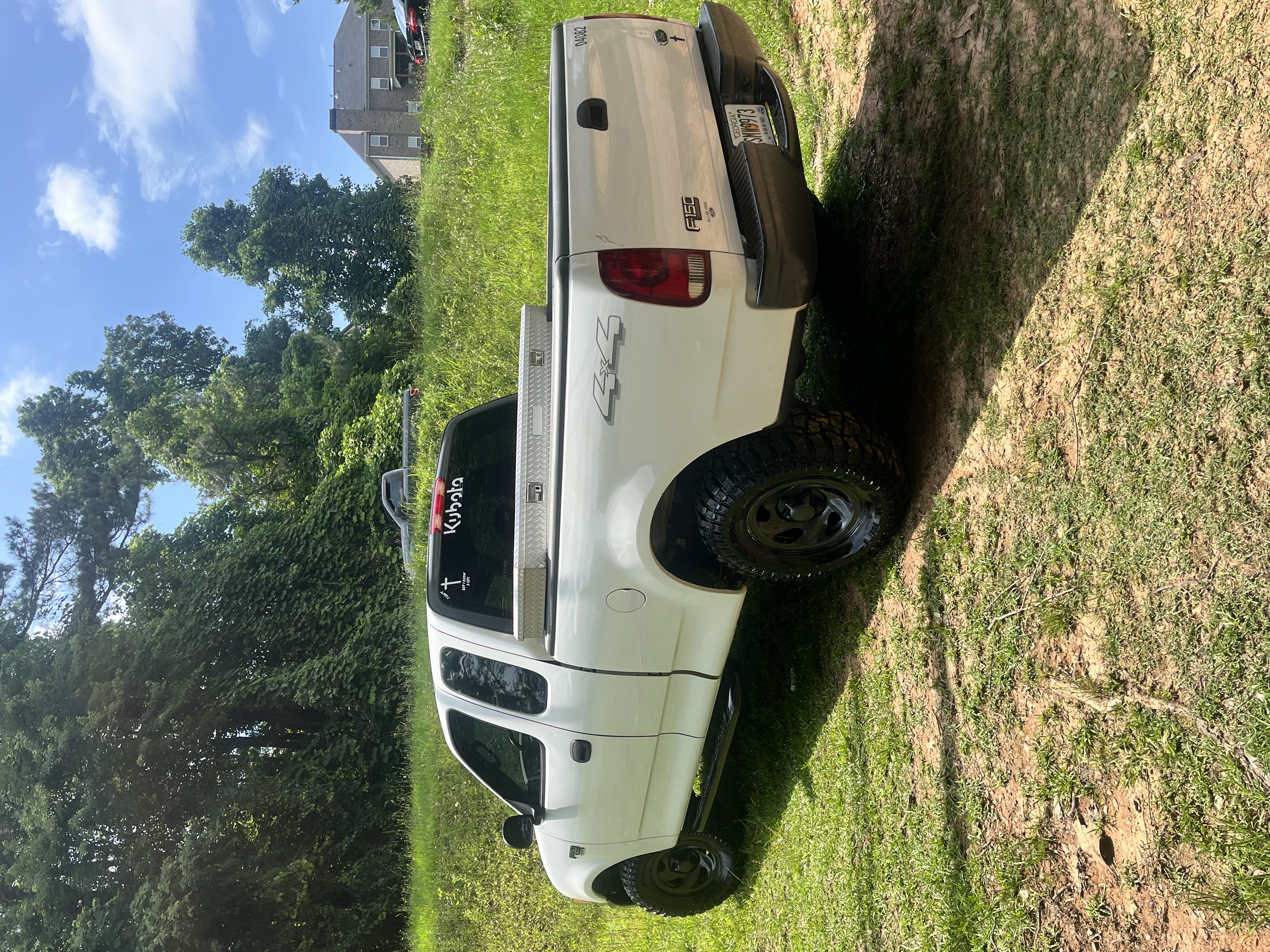 Used 2004 Ford F150 XL AWD/4WD image 2