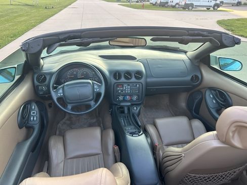 Used 1995 Pontiac Firebird Trans Am RWD image 6