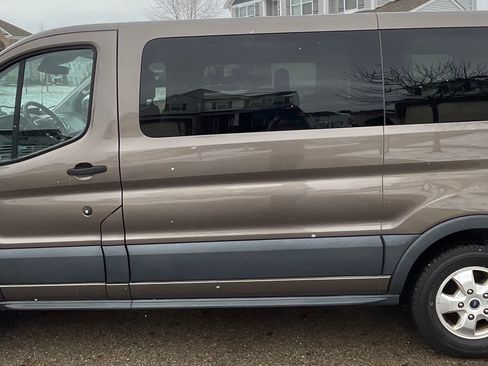 Used 2018 Ford Transit 150 XLT image 1