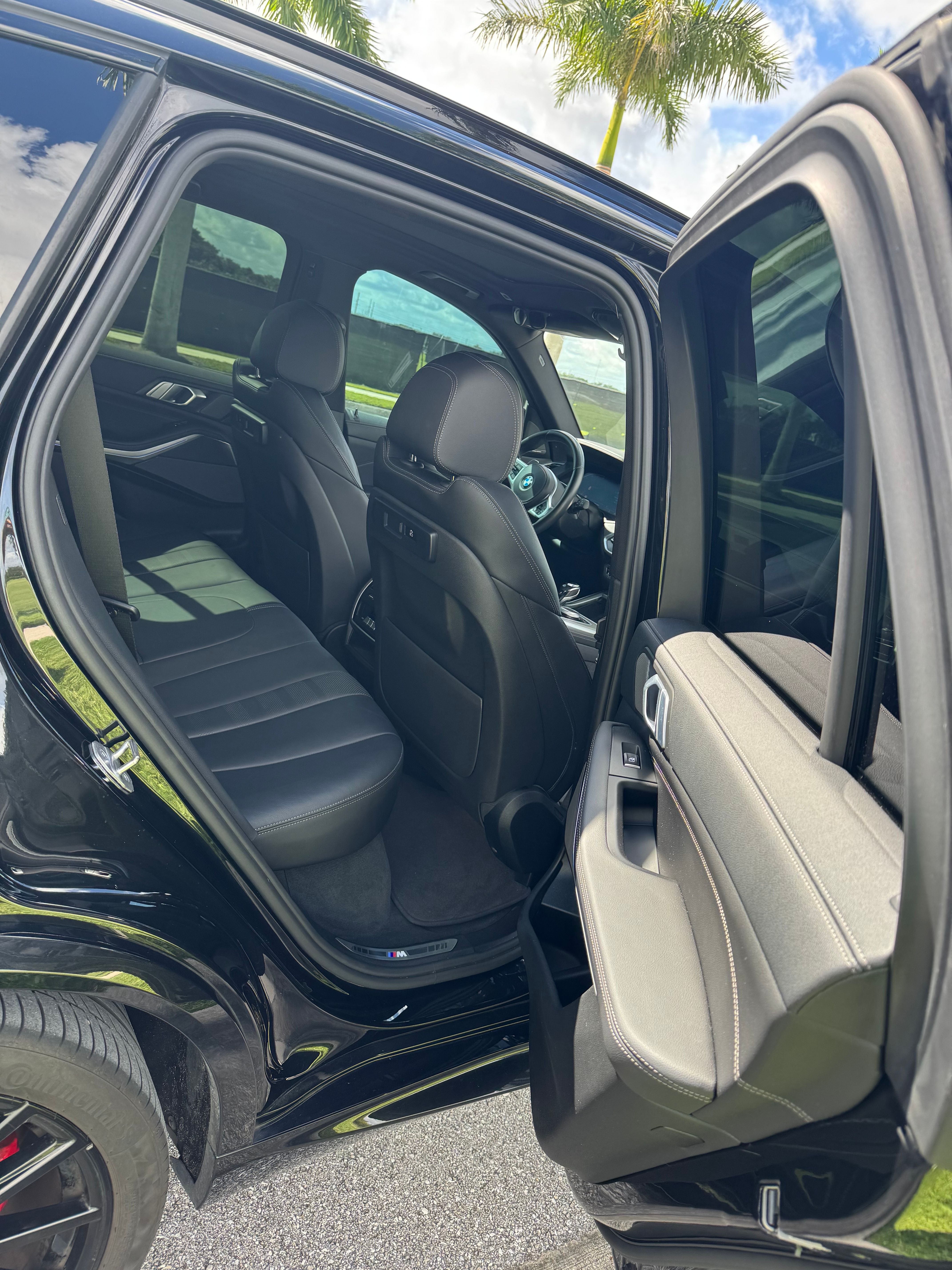 Used 2021 BMW X5 sDrive40i w/ M Sport Package RWD image 14