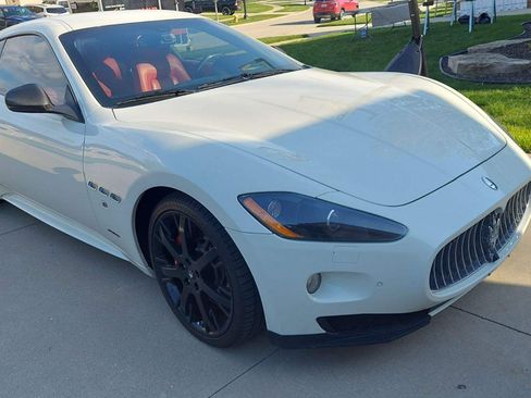 Used 2012 Maserati GranTurismo S RWD image 10