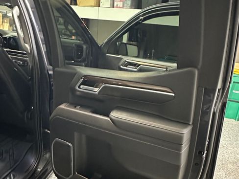 Used 2022 Chevrolet Silverado 1500 LT image 19