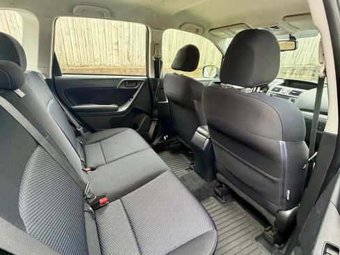 Used 2016 Subaru Forester 2.5i w/ Alloy Wheel Package image 8