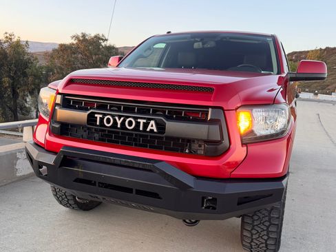 Used 2017 Toyota Tundra TRD Pro AWD/4WD image 4