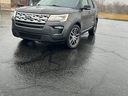 Used 2019 Ford Explorer XLT w/ Equipment Group 201A image 1