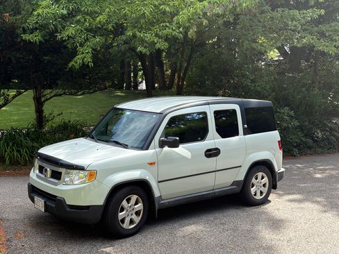 Used 2009 Honda Element EX image 1