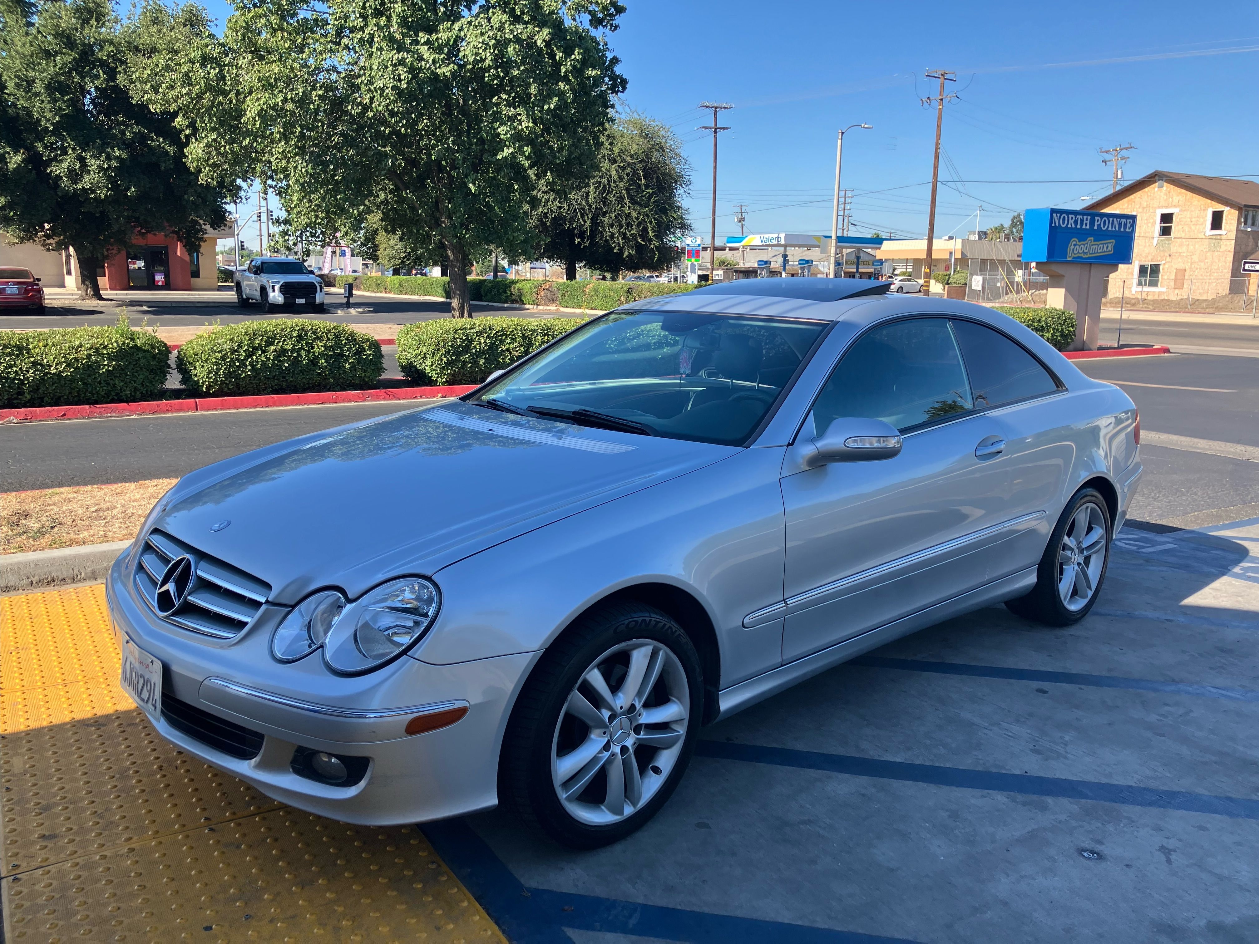 Used 2006 Mercedes-Benz CLK 350 Coupe image 18