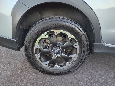 Used 2021 Subaru Crosstrek 2.0i Premium AWD/4WD image 24