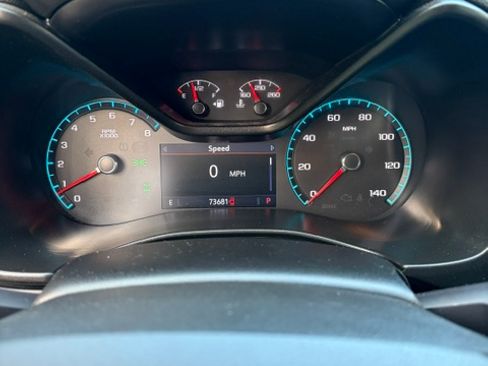 Used 2020 Chevrolet Colorado LT AWD/4WD image 12