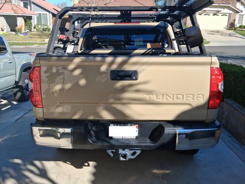 Used 2017 Toyota Tundra Limited image 2