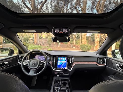 Used 2023 Volvo S60 T8 Plus w/ Climate Package image 6