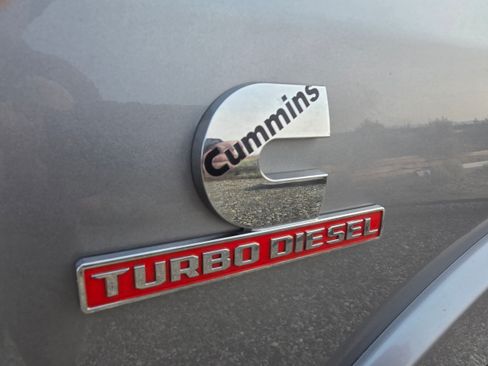 Used 2020 RAM 2500 Laramie AWD/4WD image 16