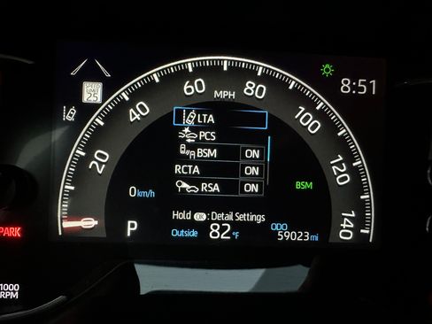Used 2023 Toyota RAV4 XLE AWD/4WD image 12