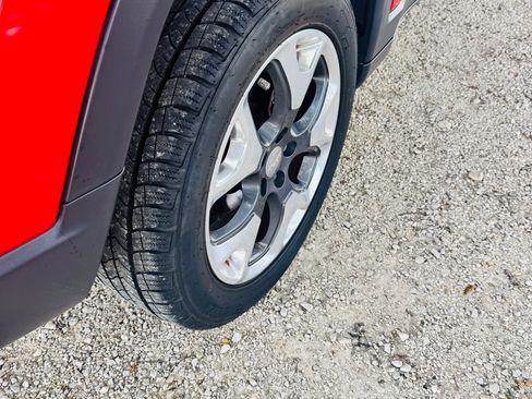 Used 2019 Jeep Compass Limited AWD/4WD image 6