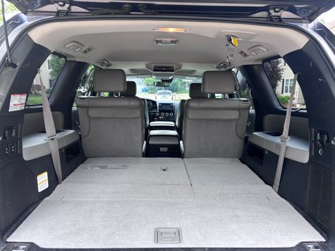 Used 2018 Toyota Sequoia Platinum w/ Carpet Cargo Mat Package AWD/4WD image 15