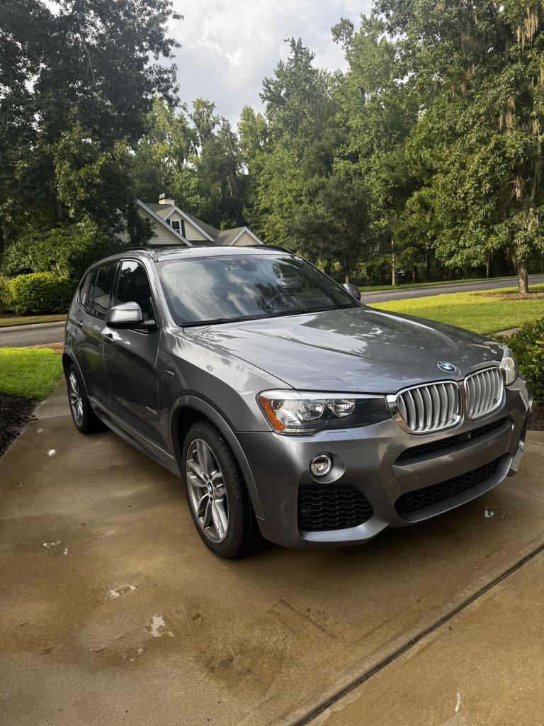 Used 2017 BMW X3 xDrive28i AWD/4WD image 1